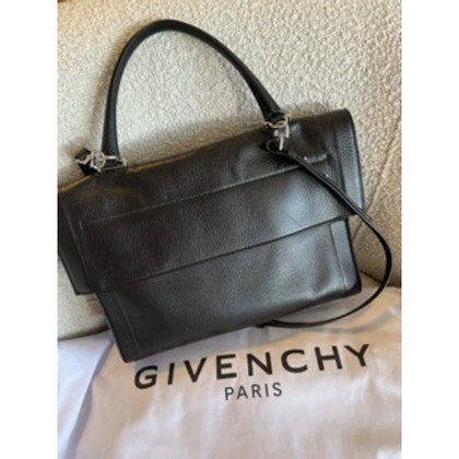 Givenchy Shark Bag in Pelle in Nero