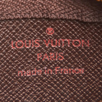 Louis Vuitton Porte Cles aus Canvas in Braun