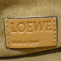 Loewe Umhängetasche aus Leder in Creme