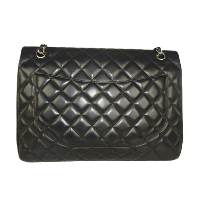 Chanel Classic Flap Bag Maxi aus Leder in Schwarz