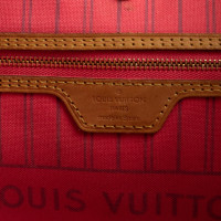 Louis Vuitton Neverfull MM32 aus Canvas in Braun