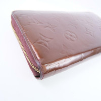 Louis Vuitton Zippy Portemonnaie Patent leather in Bordeaux