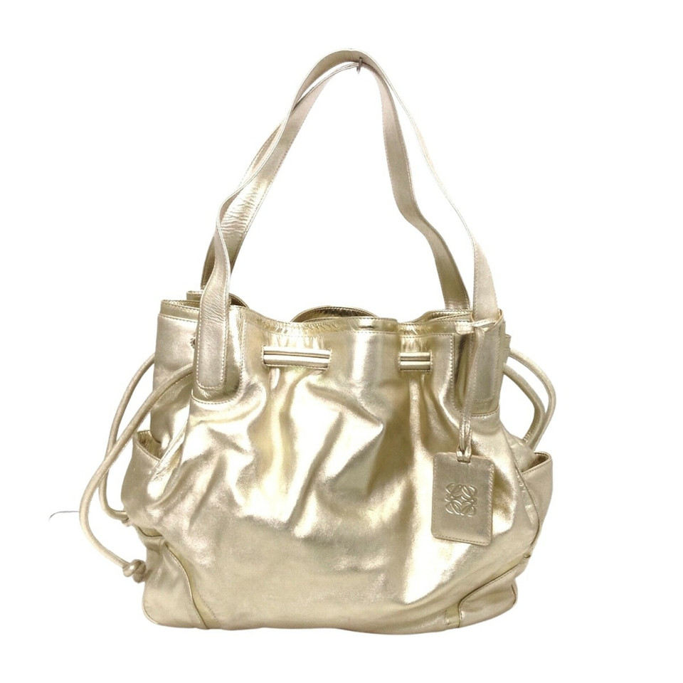 Loewe Tote Bag aus Lackleder in Gold