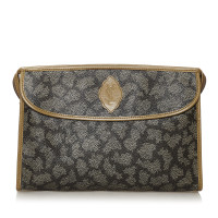 Yves Saint Laurent Clutch in Grau