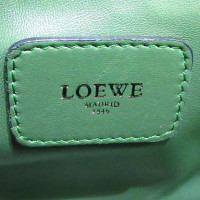 Loewe Handtasche aus Leder in Grün