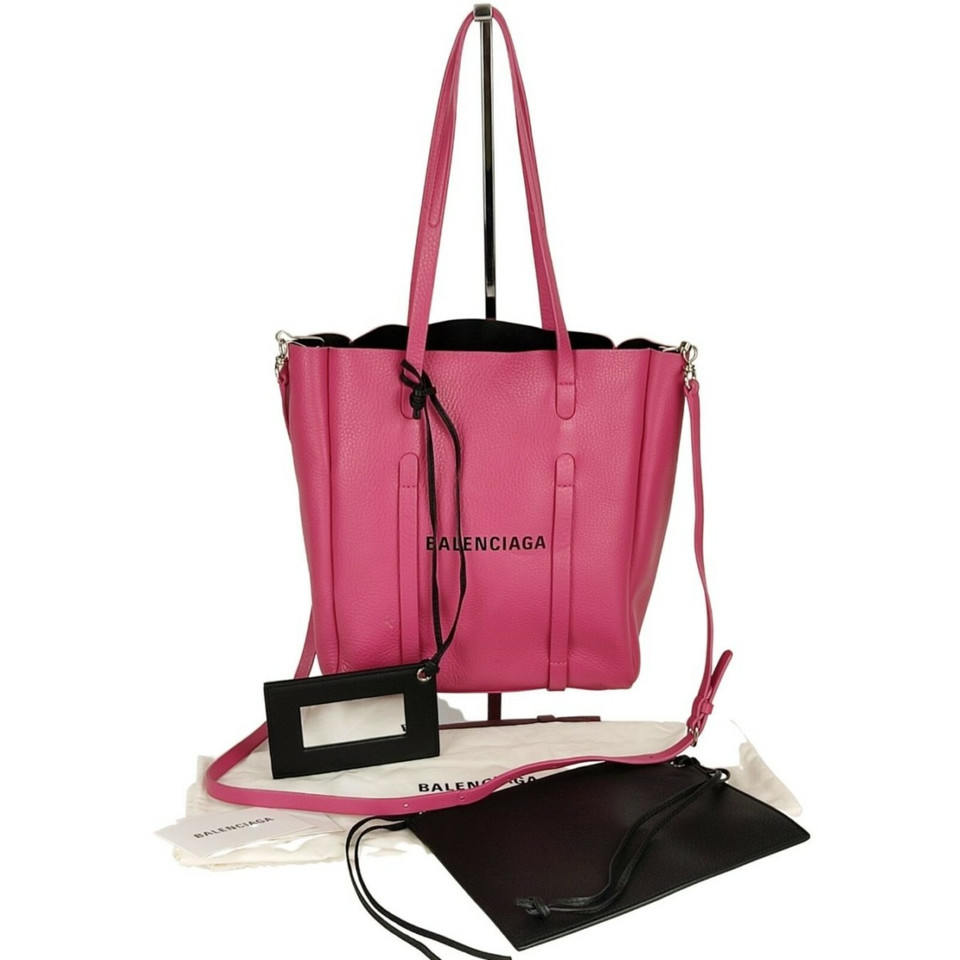 Balenciaga Everyday Tote Leather in Pink