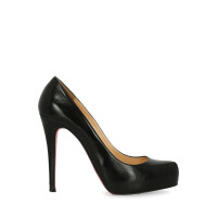 Christian Louboutin Décolleté/Spuntate in Pelle in Nero