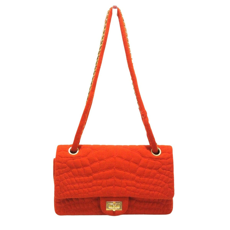 Chanel Flap Bag aus Canvas in Orange