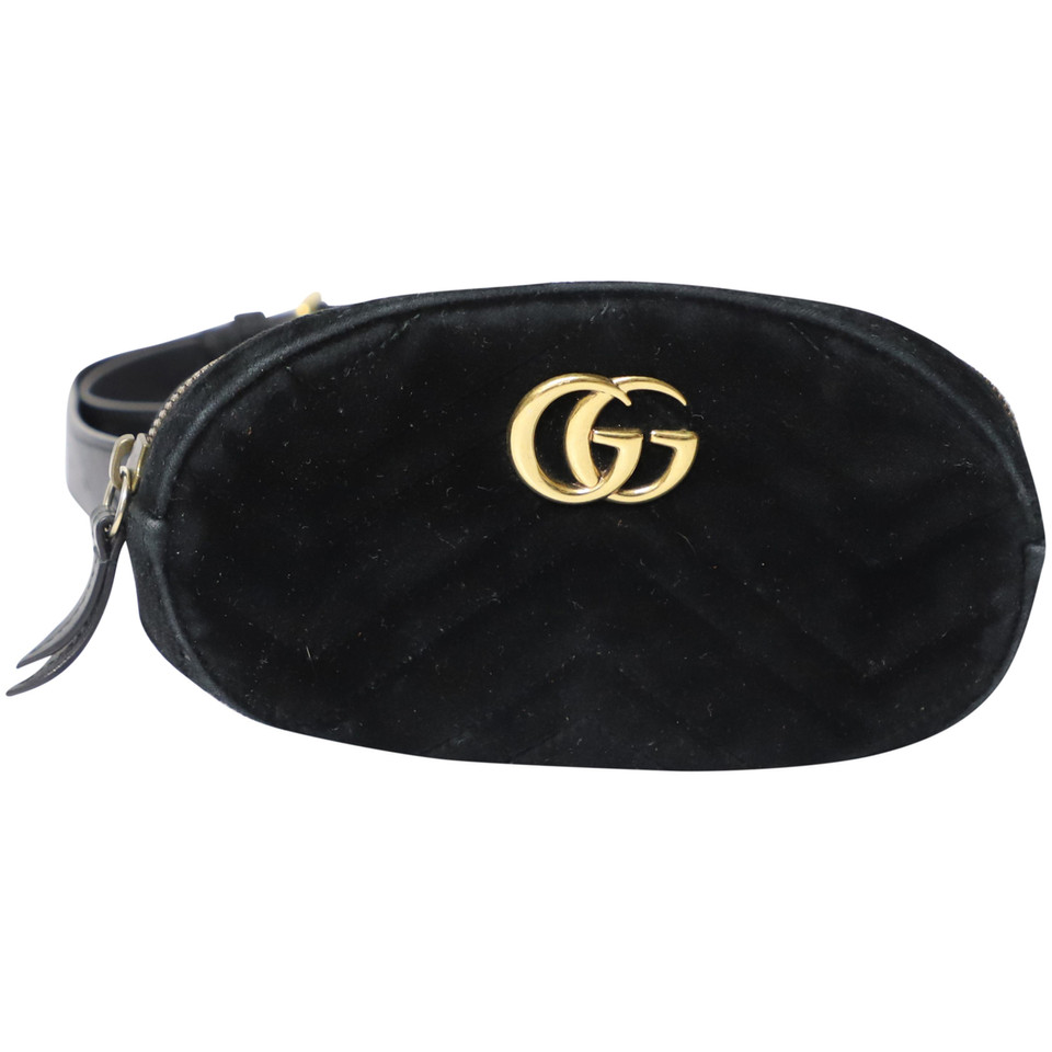 Gucci GG Marmont Matelassé Belt Bag in Schwarz