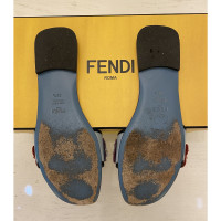 Fendi Sandalen aus Leder in Blau