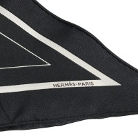 Hermès Triangle cloth