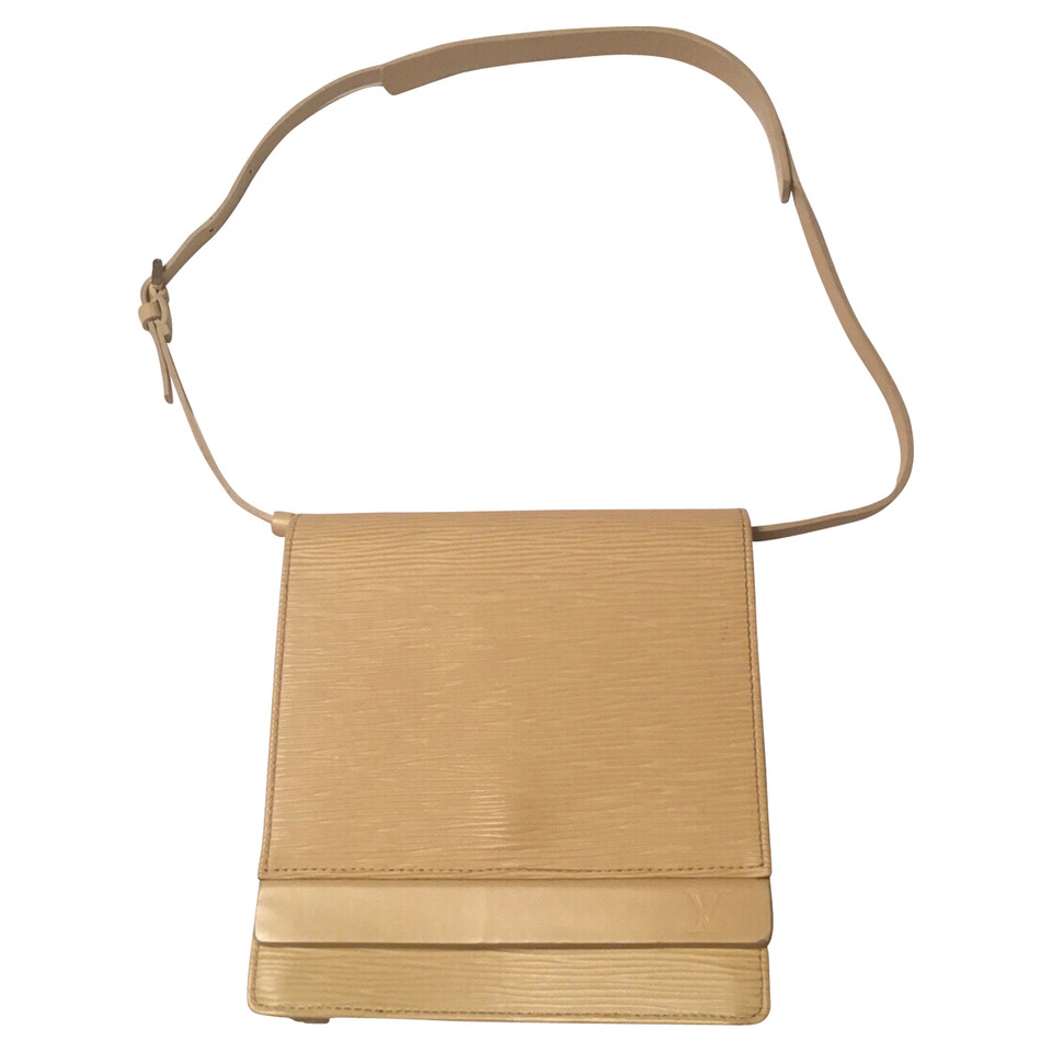 Louis Vuitton Shoulder bag made of Epi leather
