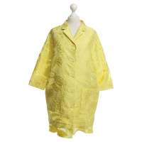 Moschino cappotto di colore giallo
