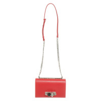 Alexander McQueen Knuckle Chain Bag Leather in Red
