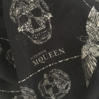 Alexander McQueen Cloth "Skulls and Swallows"