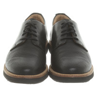 Clarks Chaussures à lacets en Cuir en Noir