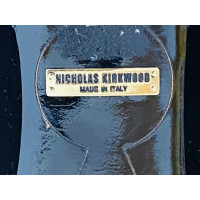Nicholas Kirkwood Pumps/Peeptoes aus Leder in Schwarz