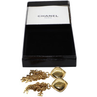 Chanel Oorbel in Goud