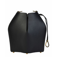 Alexander McQueen The Bucket Bag Leer in Zwart