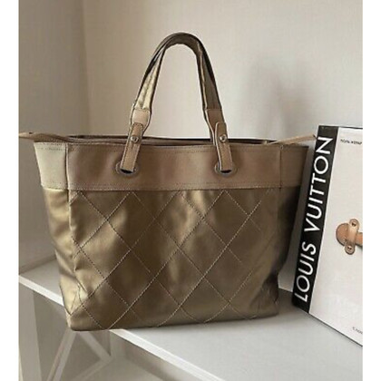 Chanel Shopping Tote in Bruin