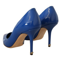 Dolce & Gabbana Pumps/Peeptoes aus Leder in Blau