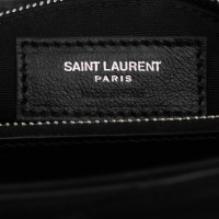 Saint Laurent Loulou Puffer Medium aus Leder in Schwarz