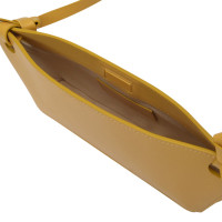 Rejina Pyo Umhängetasche aus Leder in Gelb