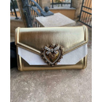 Dolce & Gabbana Devotion Belt Bag Leer in Goud