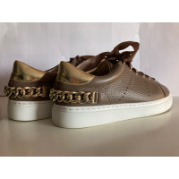 Aigner Sneakers aus Leder in Taupe