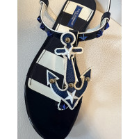 Dolce & Gabbana Sandalen aus Leder in Blau