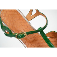 Chie Mihara Sandalen aus Leder in Grün