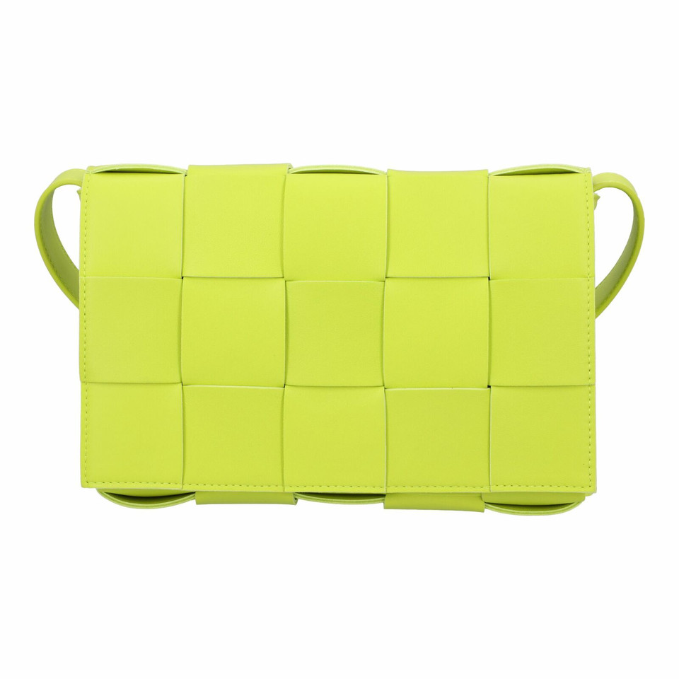 Bottega Veneta Casette Bag Leer in Groen