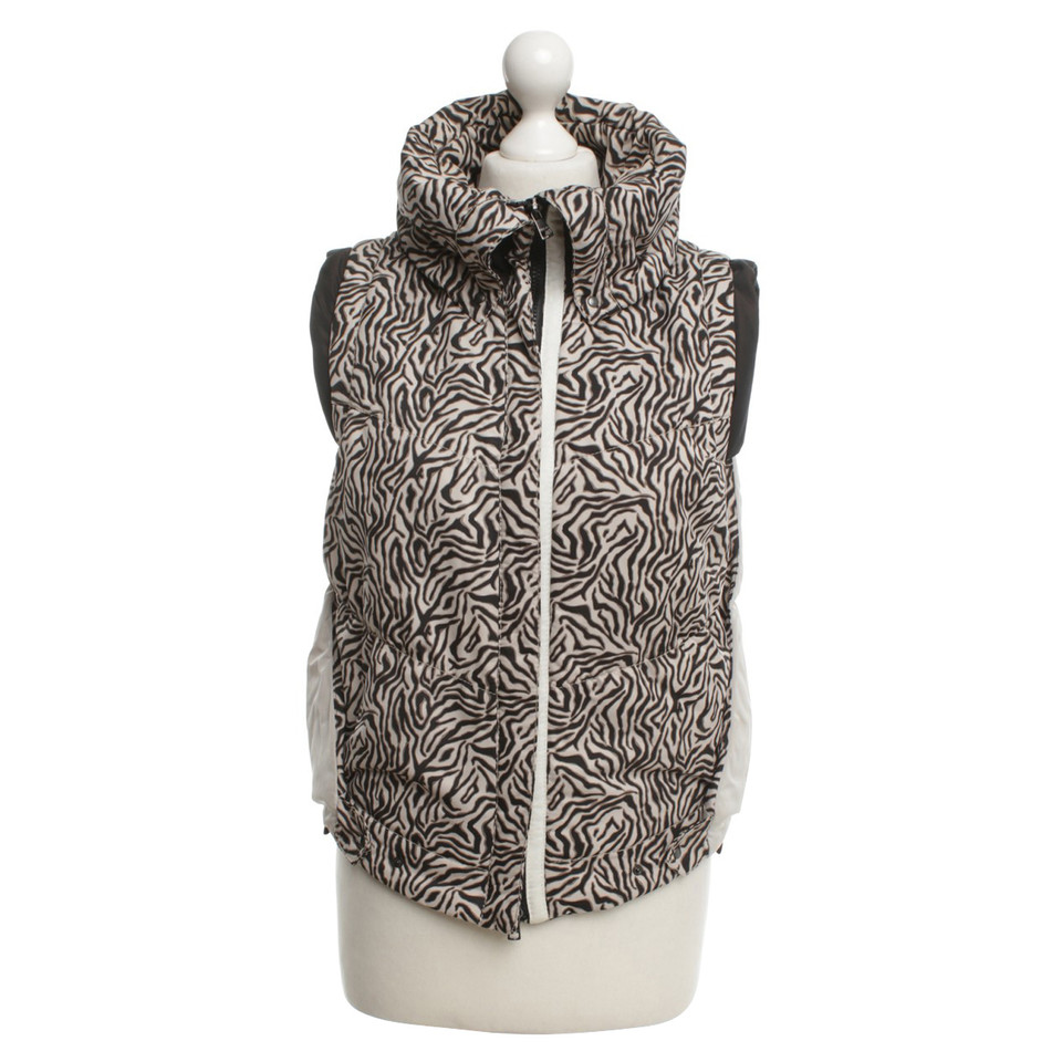 Marc Cain Down vest with pattern