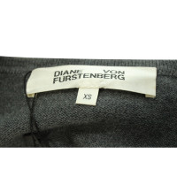 Diane Von Furstenberg Kleid aus Viskose in Grau