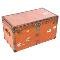 Louis Vuitton Vintage chest "Malle Courrier"