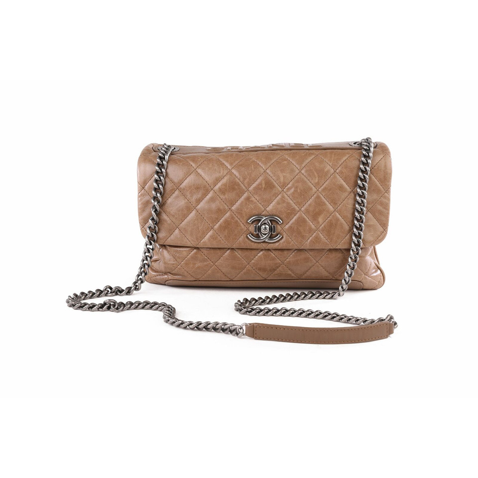 Chanel Classic Flap Bag Leather in Nude