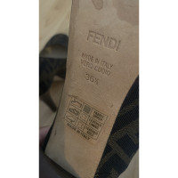 Fendi Pumps/Peeptoes in Bruin