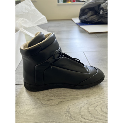 Maison Martin Margiela Trainers Leather in Black