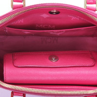 Mcm Shoulder bag Leather in Fuchsia