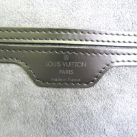 Louis Vuitton Gobelins Leather in Black