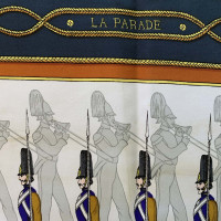 Hermès Sciarpa in Seta in Marrone