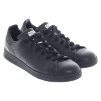 Adidas Sneakers aus Leder in Schwarz