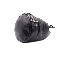 Saint Laurent Bucket Bag aus Leder in Schwarz