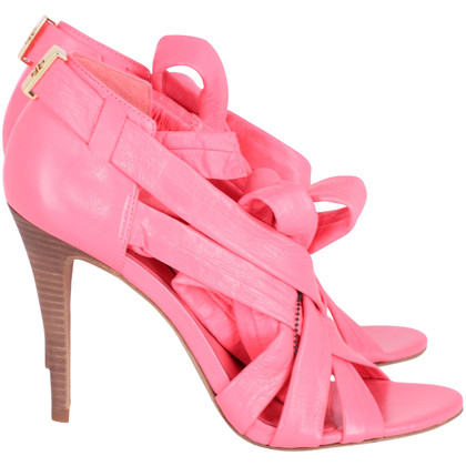 Tory Burch Sandalen aus Leder in Rosa / Pink