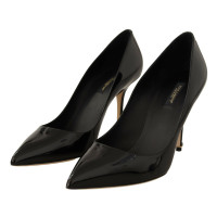 Dolce & Gabbana Pumps/Peeptoes aus Lackleder in Schwarz