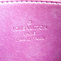 Louis Vuitton Clutch Lakleer in Bordeaux