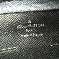 Louis Vuitton Clutch Leer in Zwart