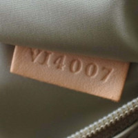 Louis Vuitton Travel bag Leather in Beige