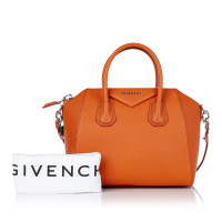 Givenchy Antigona Leer in Oranje