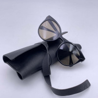 Yohji Yamamoto Sonnenbrille in Grau